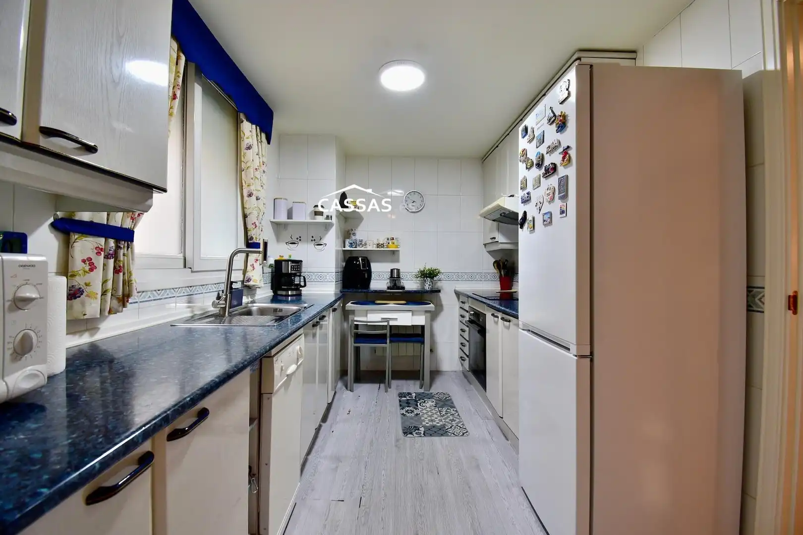 Cocina de Piso en venta en Torrejón de Ardoz con Calefacción, Trastero y Piscina comunitaria
