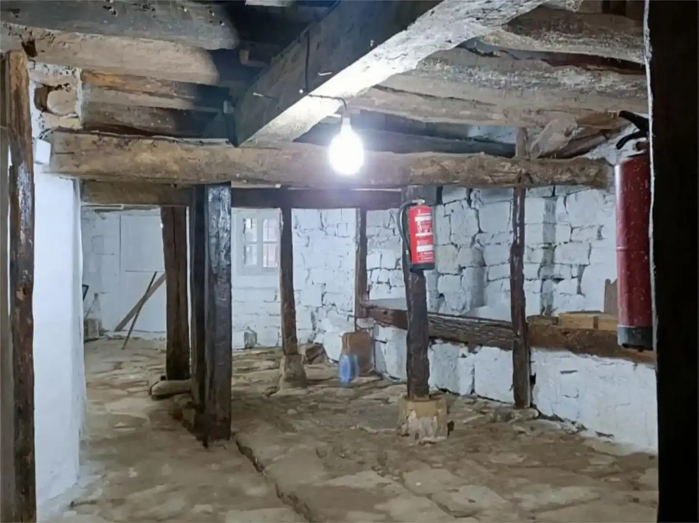 Casa adosada en venda en Valderredible amb Piscina i Balcó