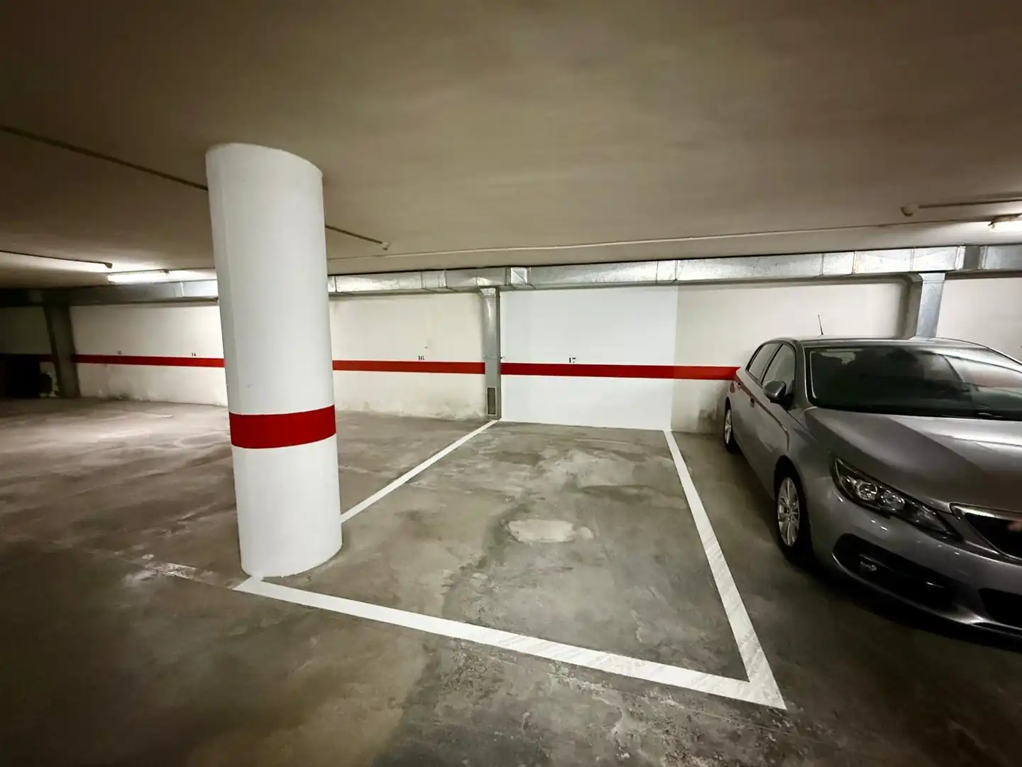 Aparcament de Garatge en venda en Almería