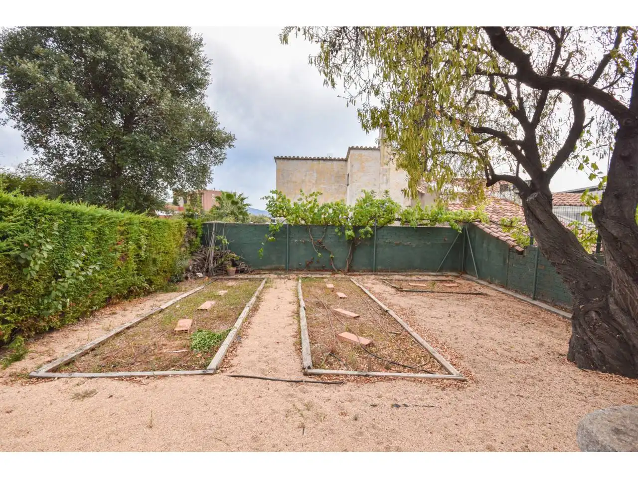 Jardín de Casa o chalet en venta en Granollers con Calefacción, Jardín privado y Parquet