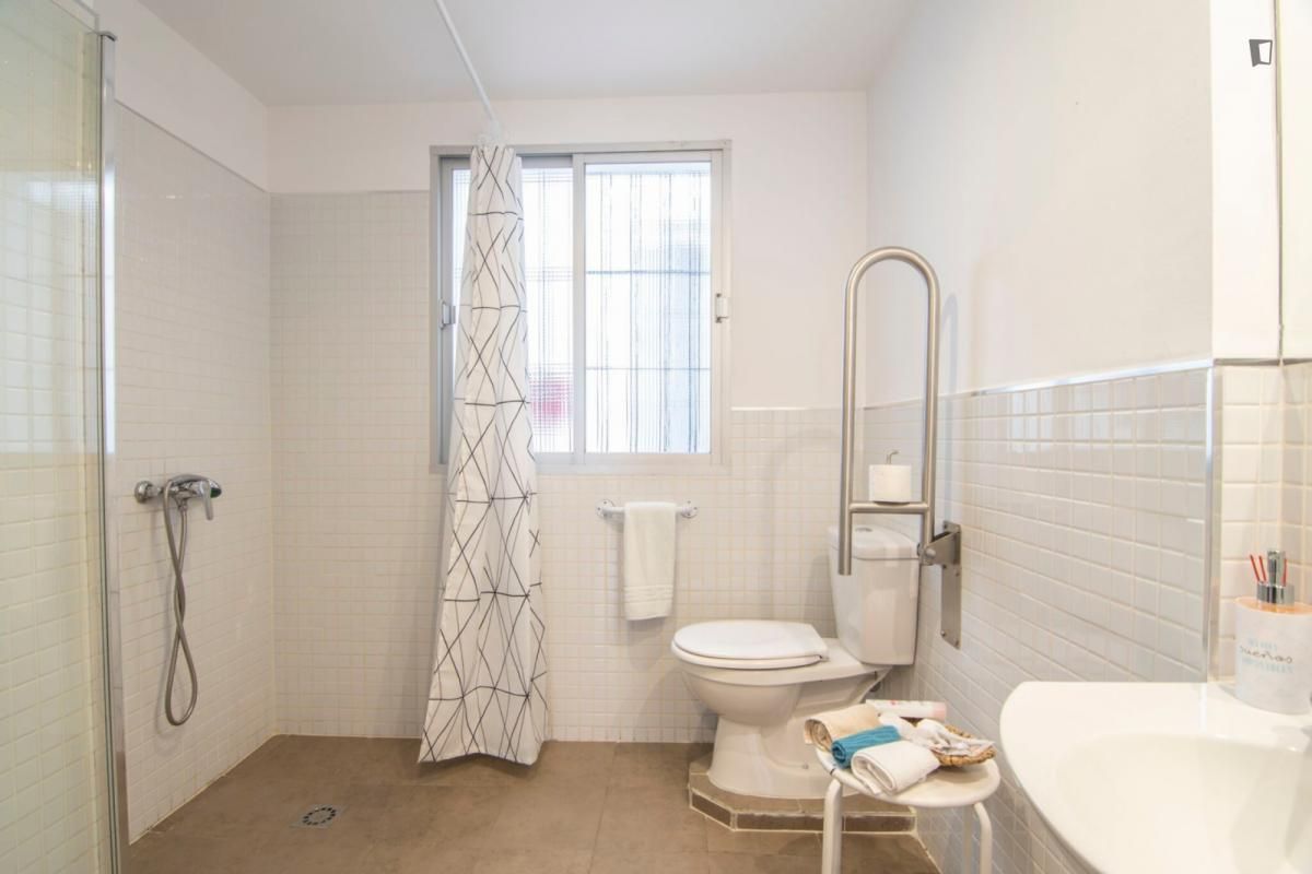 Study to rent in Fígares