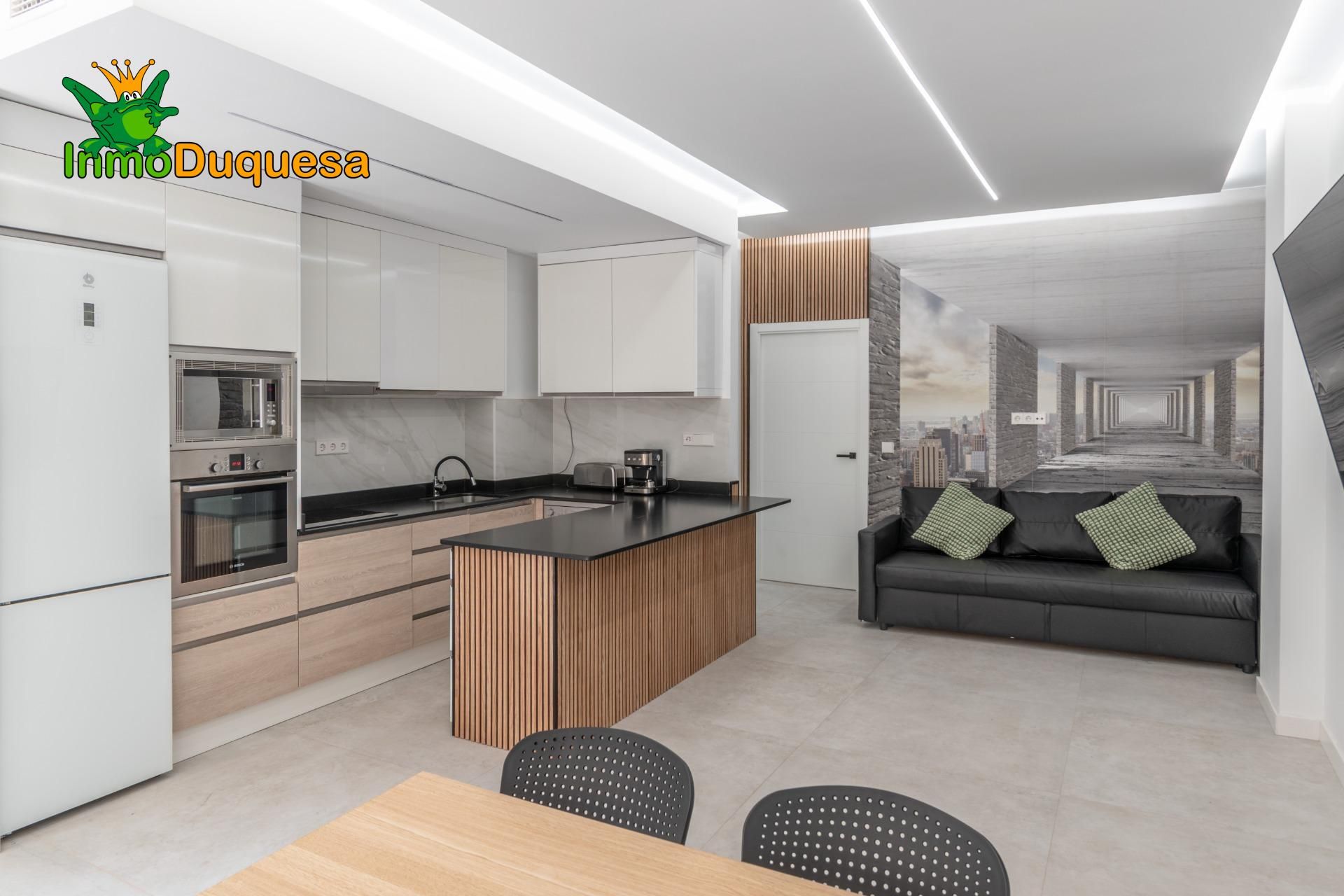 Kitchen of Flat for sale in  Granada Capital  with Air Conditioner