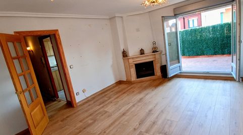 Foto 4 de Ático en venta en Calle Augusto Junquera, 35, Ciudad Naranco - Prados de La Fuente, Oviedo