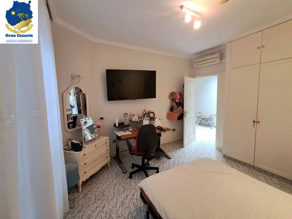 Habitación de Edificio en venta en Agüimes