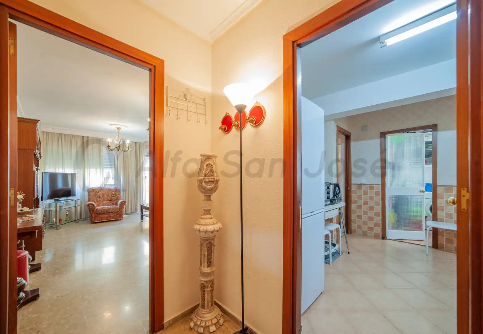 Flat for sale in Sevilla  with Furnished and Balcony