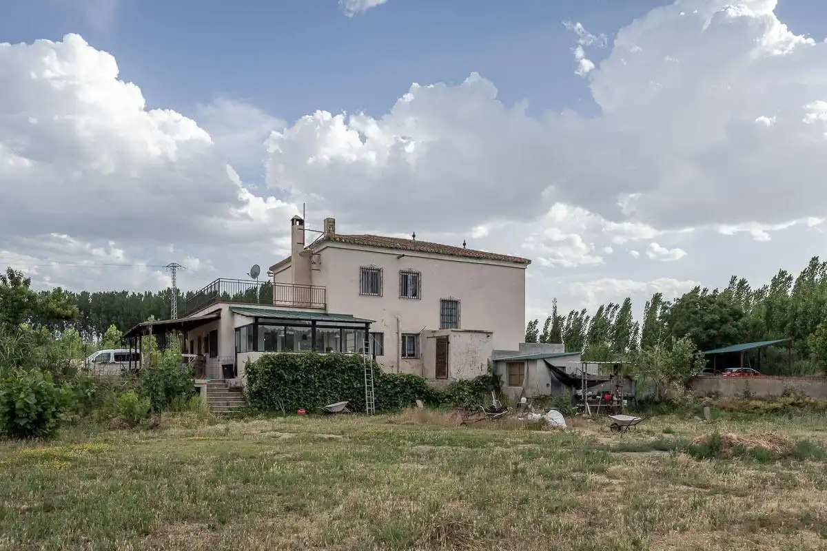 Vista exterior de Finca rústica en venda en Purullena amb Jardí privat, Terrassa i Traster