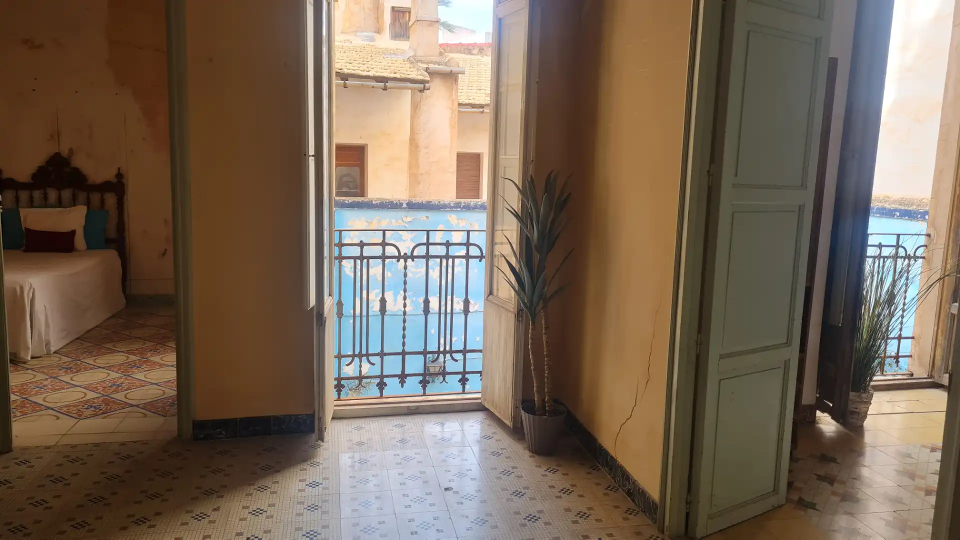 Buildings for sale in Plaza Mayor, Centro