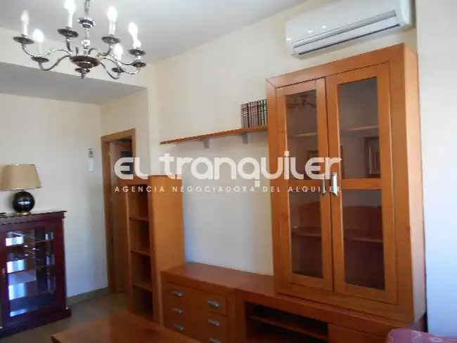 Penthouse with lift to rent in Calle Torres Miranda, imagen 35