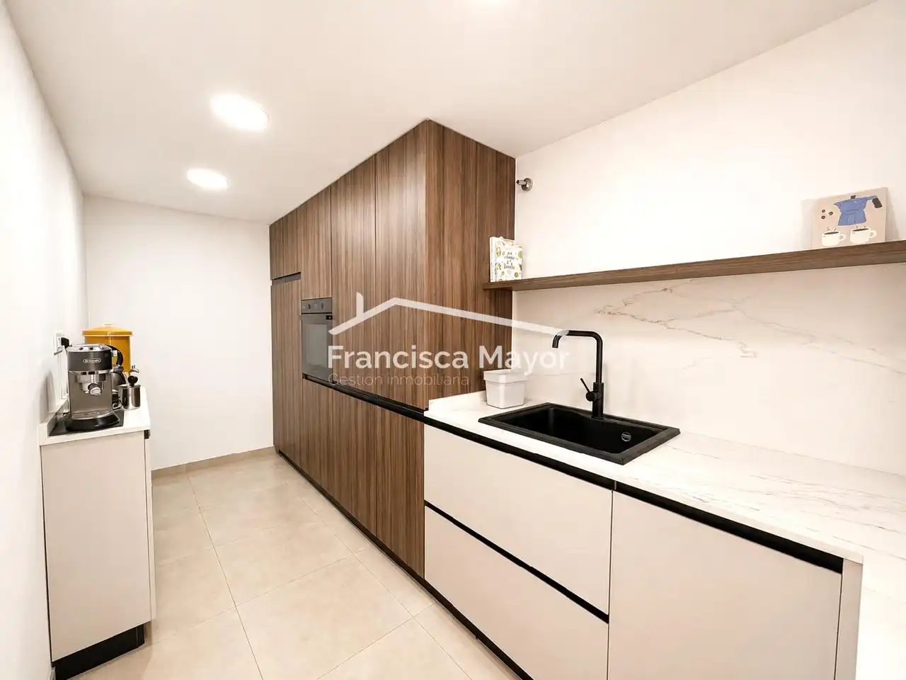 Cuina de Dúplex en venda en Valencia amb Aire condicionat, Terrassa i Moblat