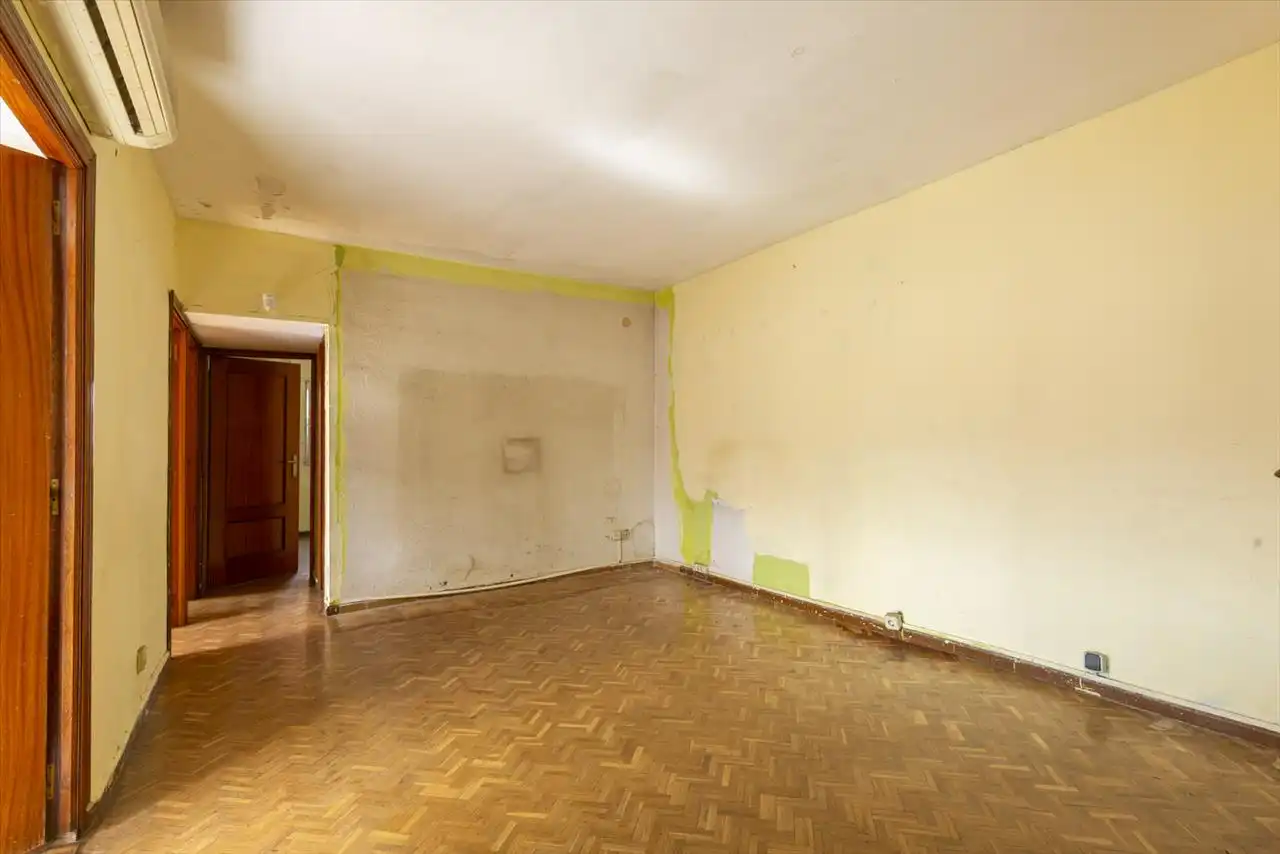 Flat for sale in Universidad
