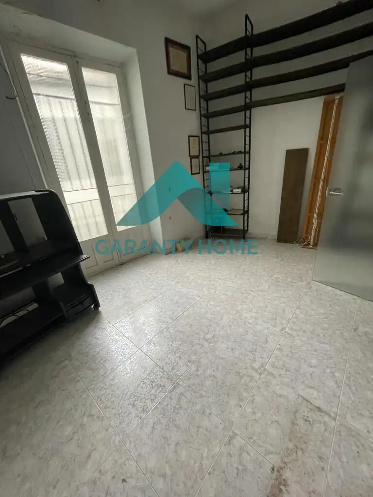 Immobles singulars amb ascensor en venda a Casco Antiguo, imagen 46