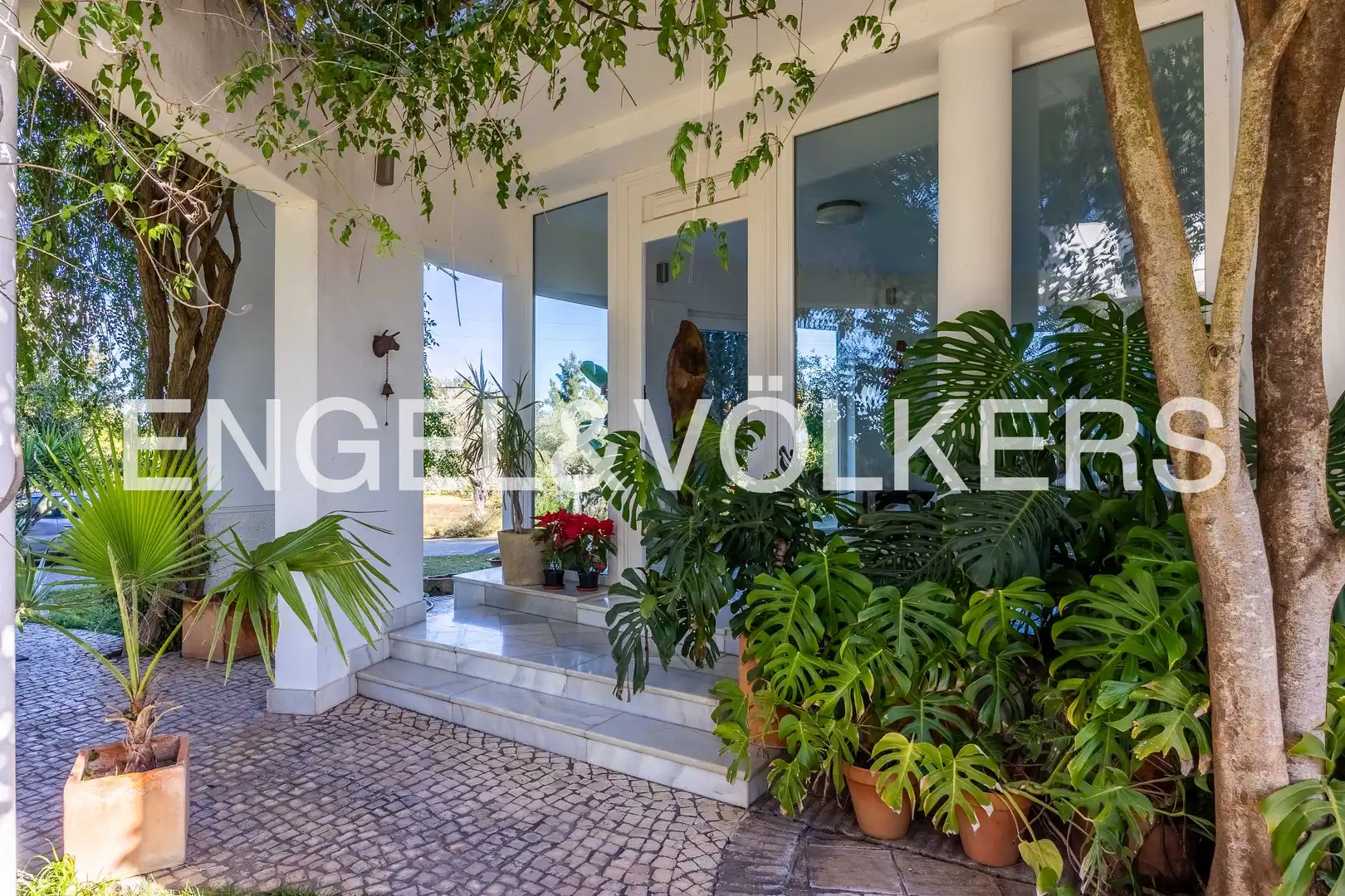 Exterior view of Houses for sale in Valencina de la Concepción  with Air Conditioner, Heating and Private garden