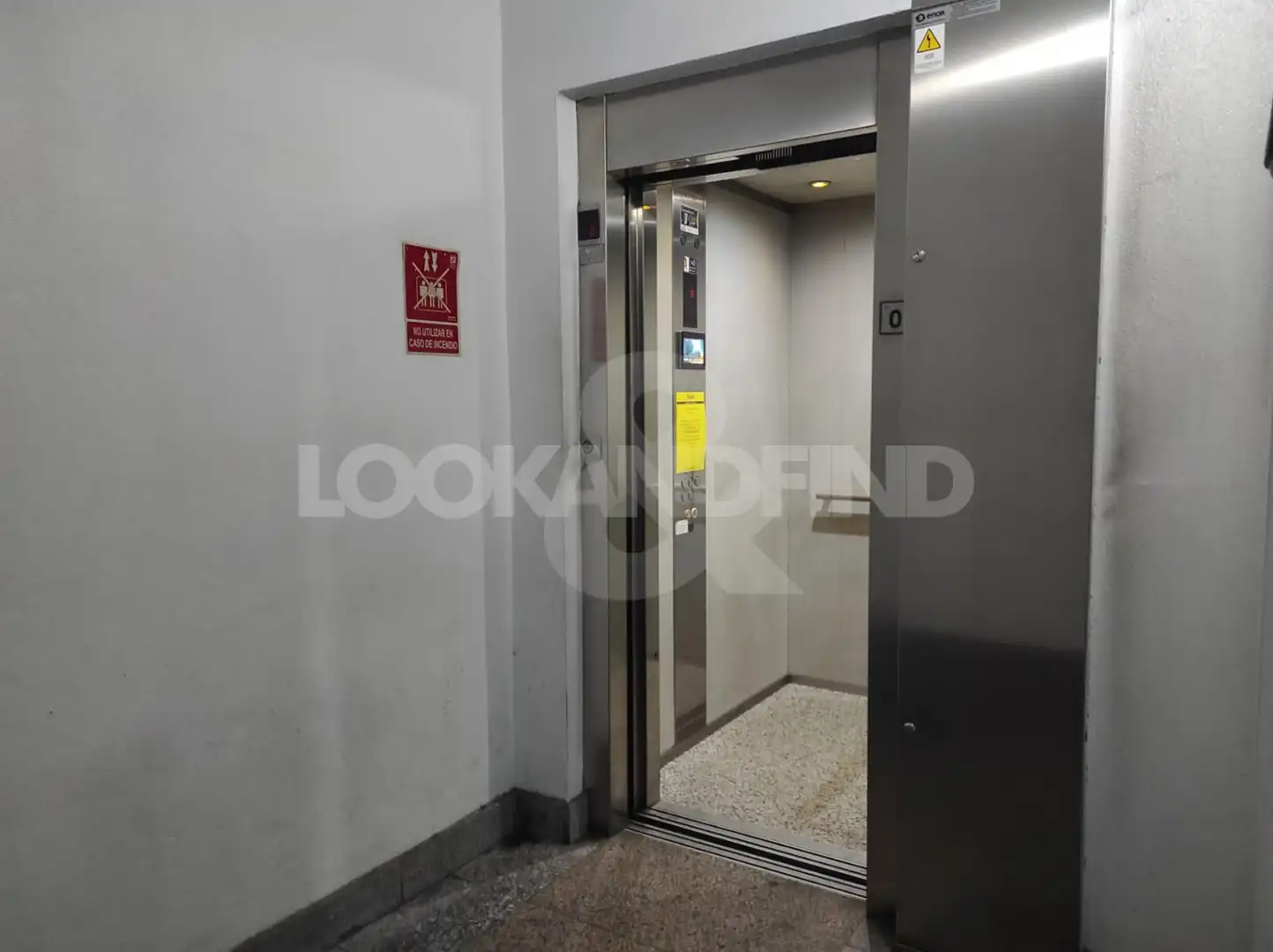 Individual with lift for sale in Avenida de Portugal 39, imagen 9