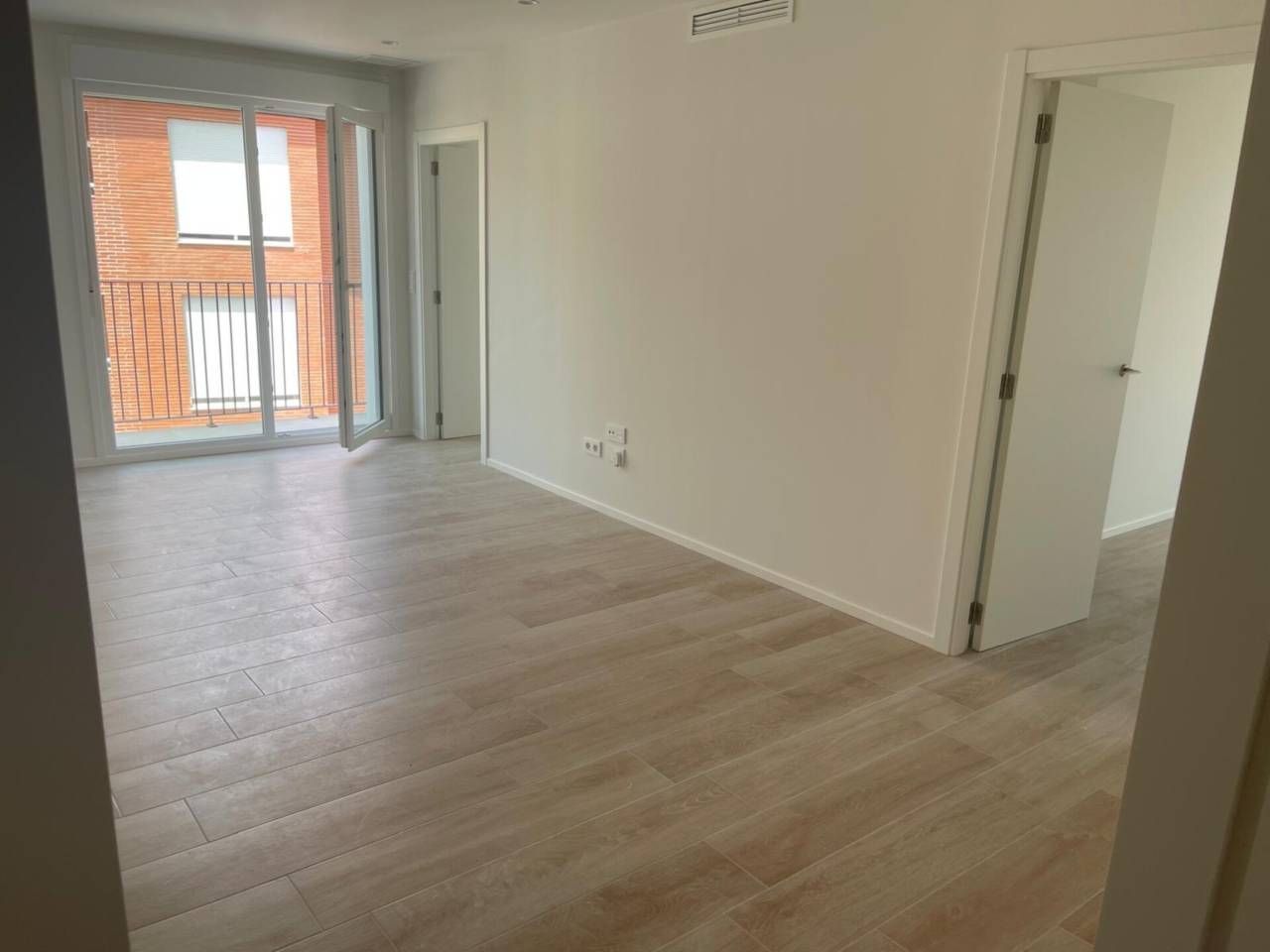 Sala d'estar de Pis en venda en Castellón de la Plana / Castelló de la Plana amb Aire condicionat, Calefacció i Traster