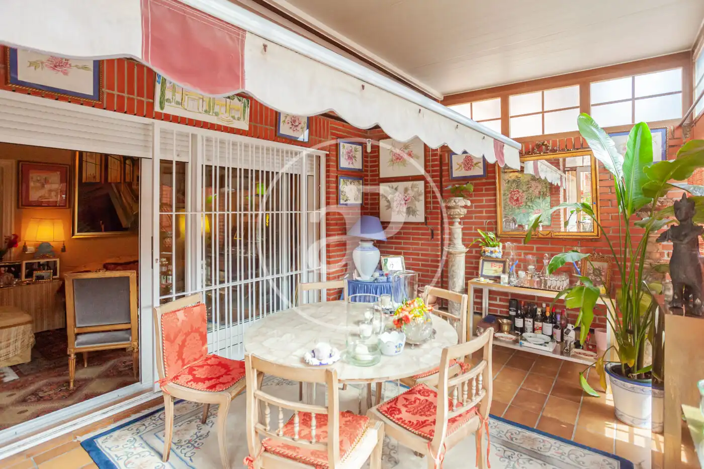 Terrassa de Casa adosada en venda en Madrid amb Aire condicionat, Calefacció i Jardí privat