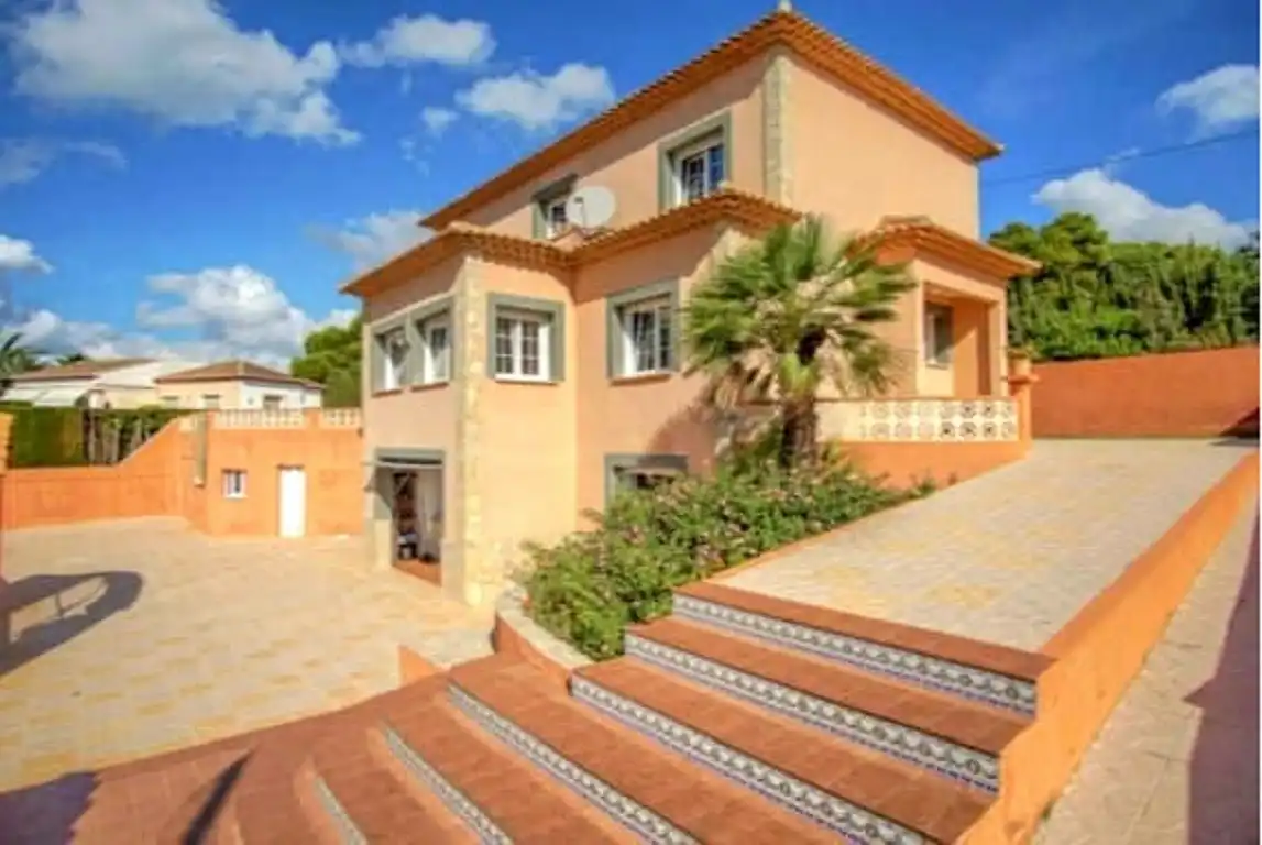 Villa à vendre à Marisol Park - Ortembach - Los Almendros