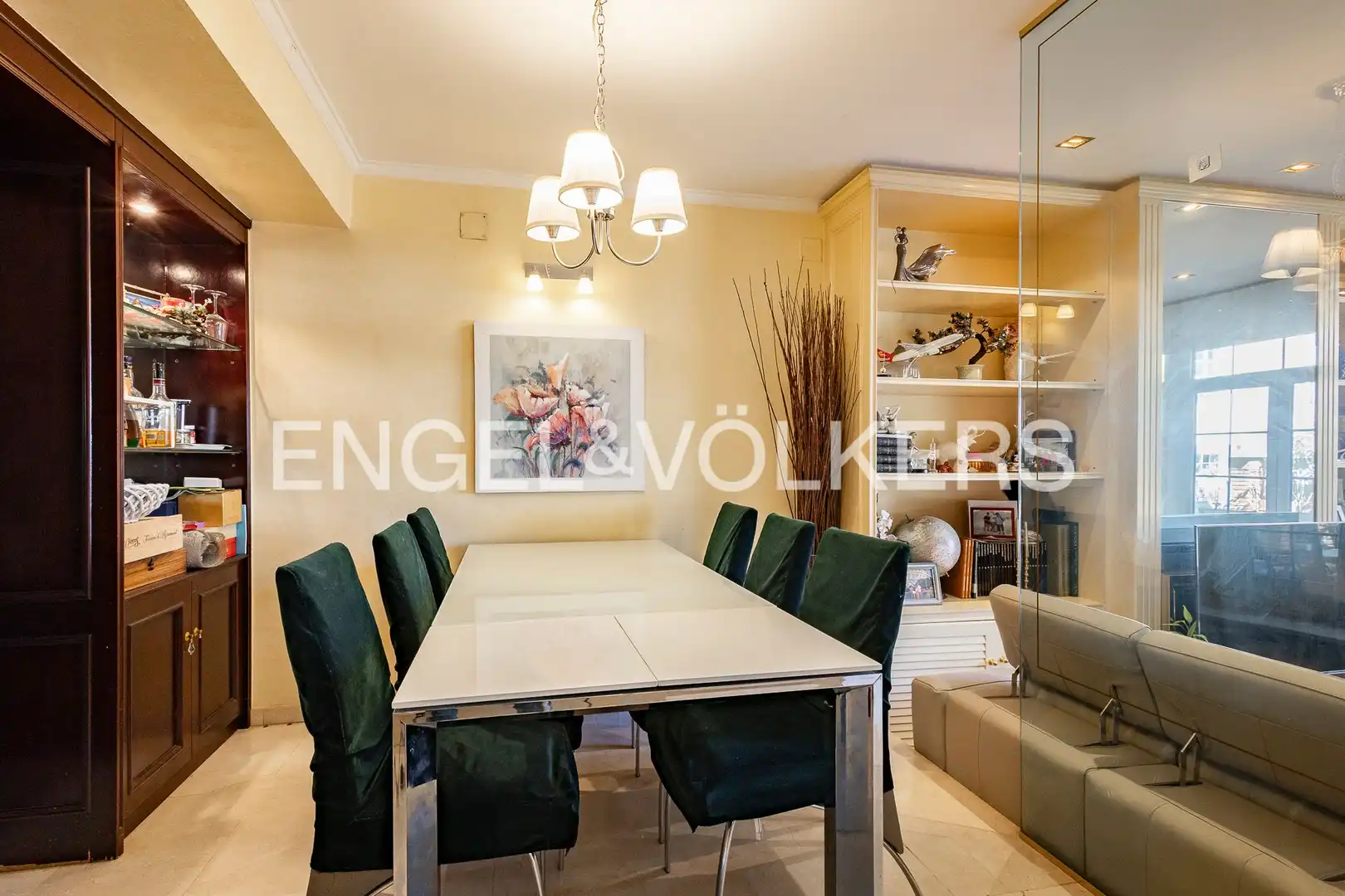 Comedor de Casa o chalet en venta en Esplugues de Llobregat con Aire acondicionado, Calefacción y Jardín privado