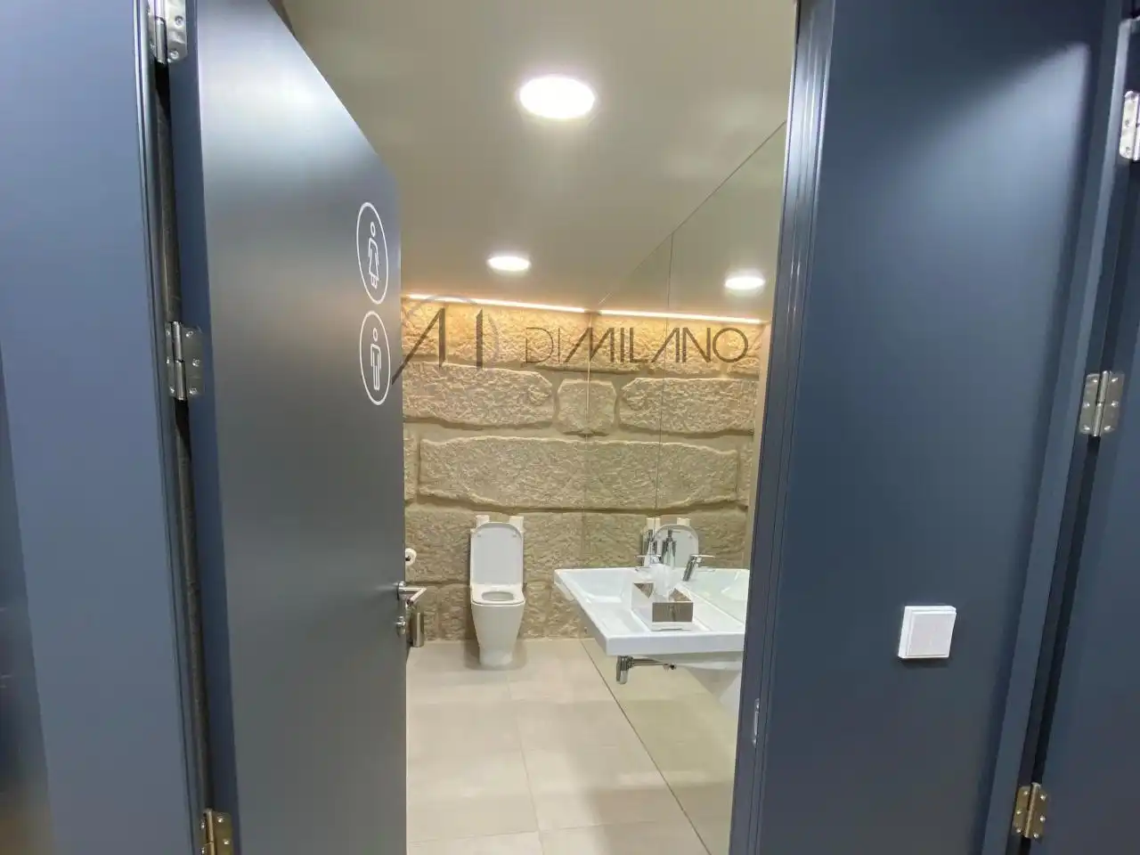 Local comercial de lloguer a Plaza de Compostela, imagen 7