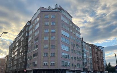 Exterior view of Flat for sale in Burgos Capital  with Heating, Terrace and Balcony