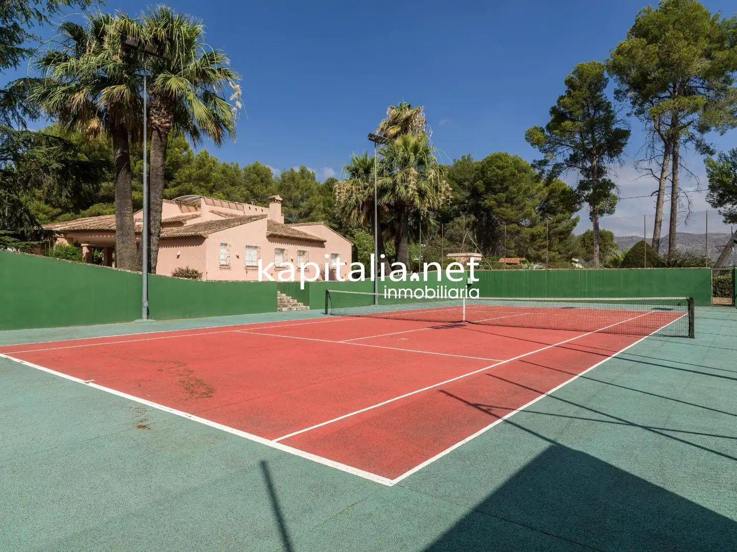 Jardí de Casa o xalet en venda en Ontinyent amb Calefacció, Jardí privat i Traster
