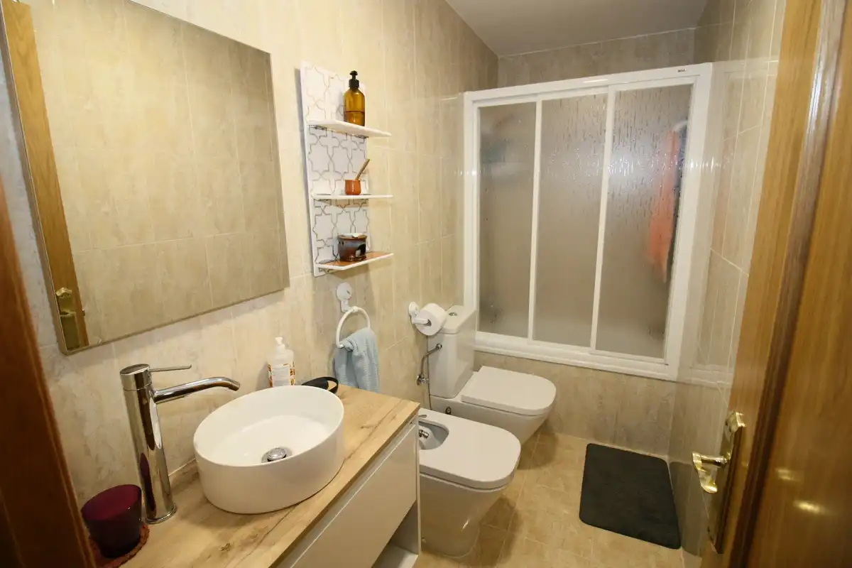 Bathroom of Flat for sale in Arenas de San Pedro  with Heating, Storage room and Balcony