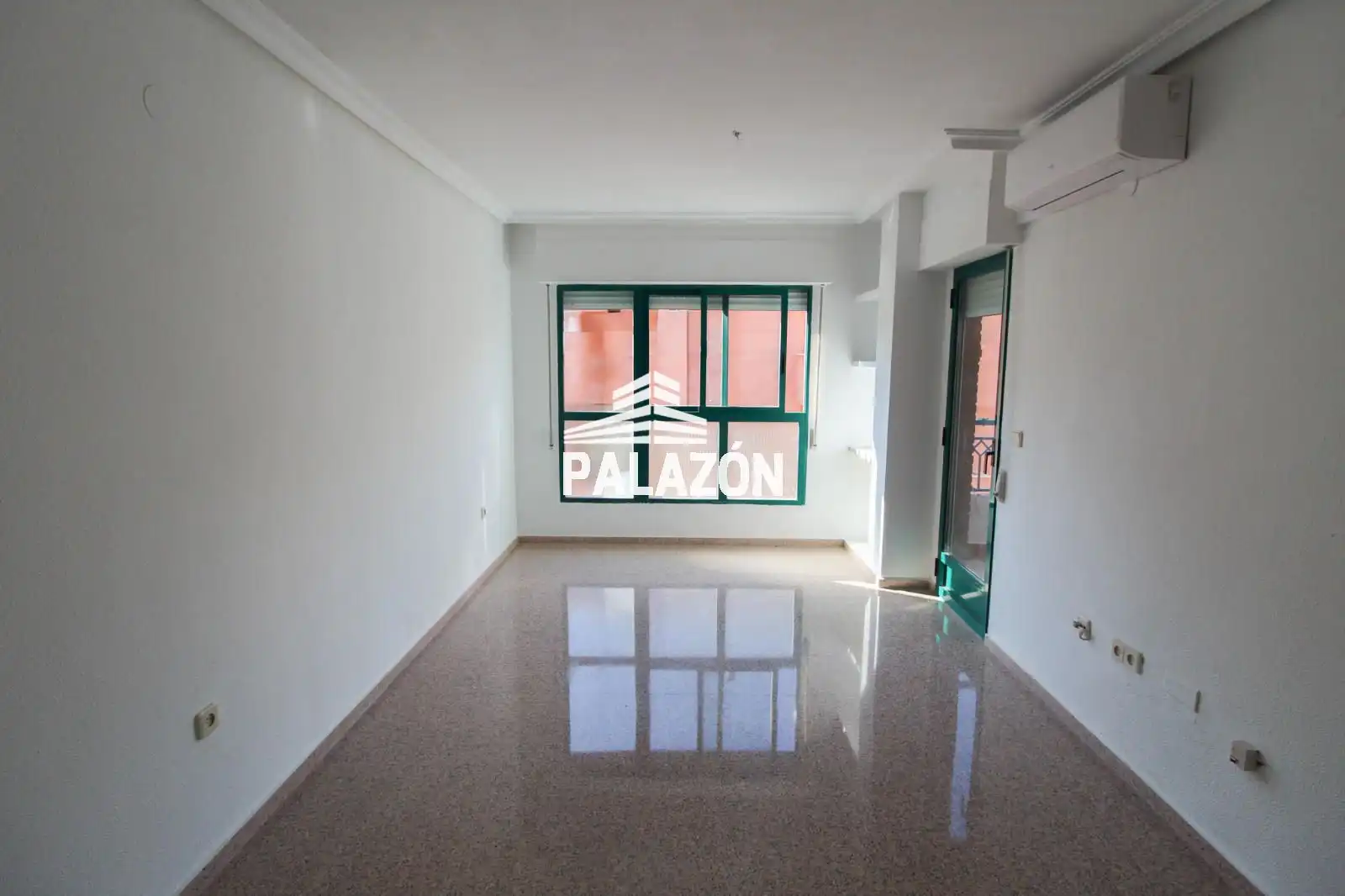 Piso en venta en Crevillent