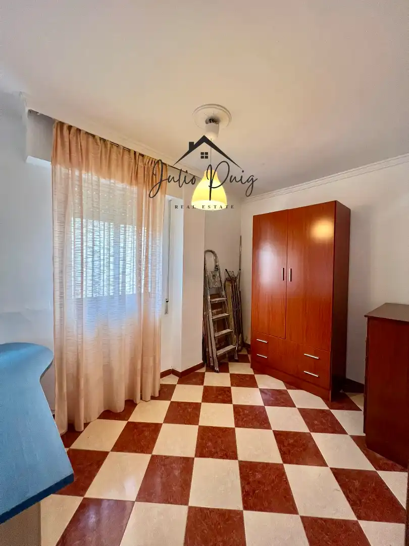 Bedroom of Flat for sale in Coria del Río  with Air Conditioner and Furnished