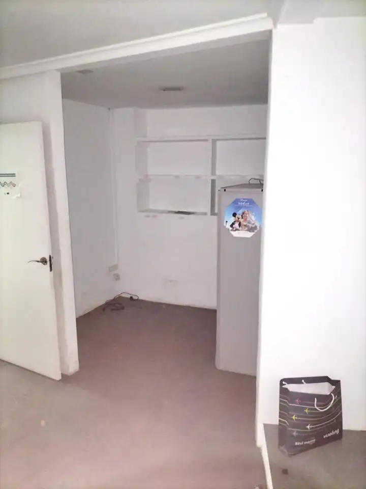 Local comercial en venda a Centro, imagen 4