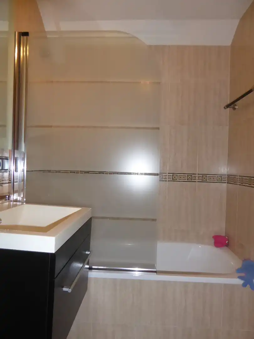Baño de Casa adosada de alquiler en Alhaurín de la Torre con Aire acondicionado, Terraza y Amueblado