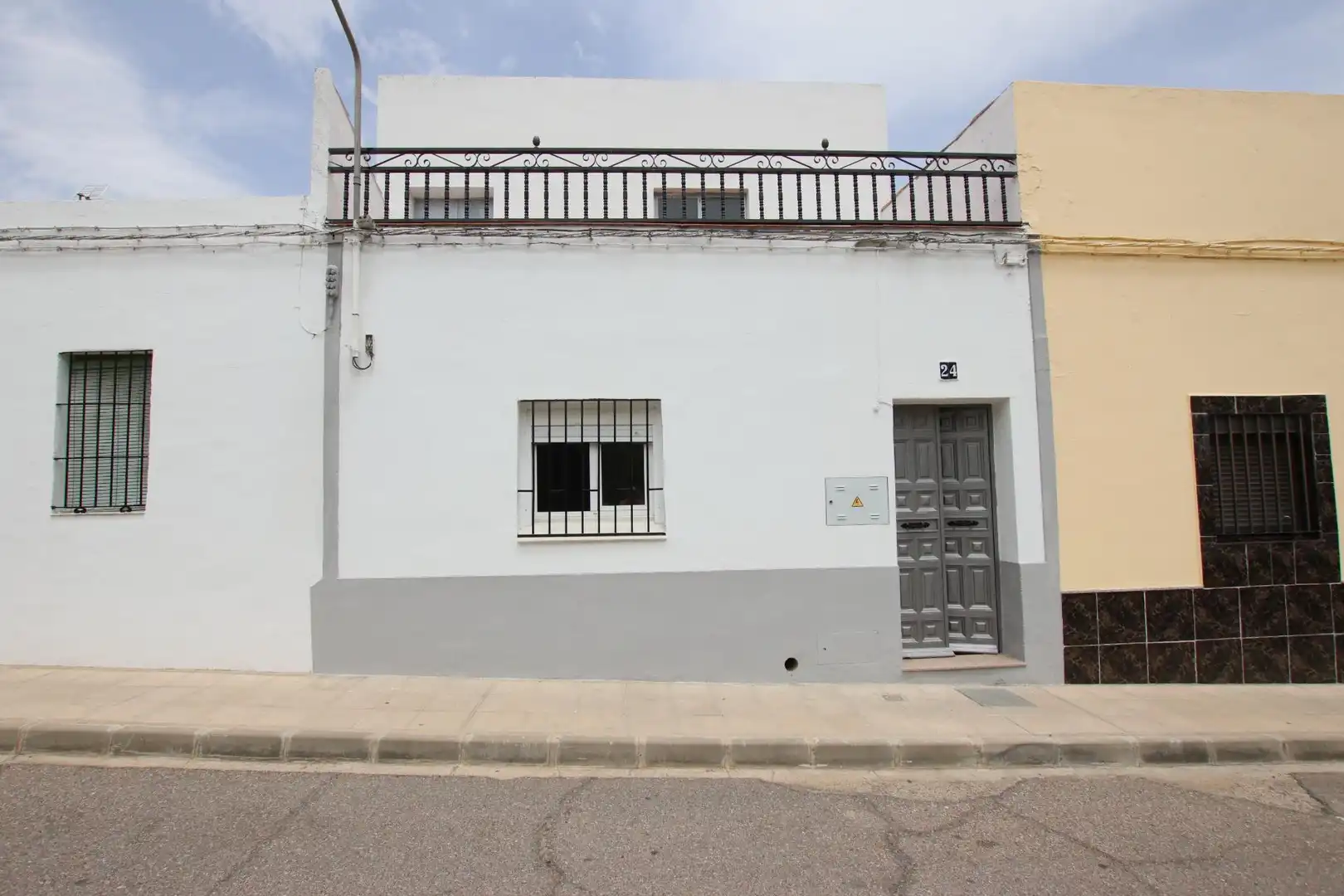Vista exterior de Casa o chalet en venta en Montijo con Terraza y Balcón
