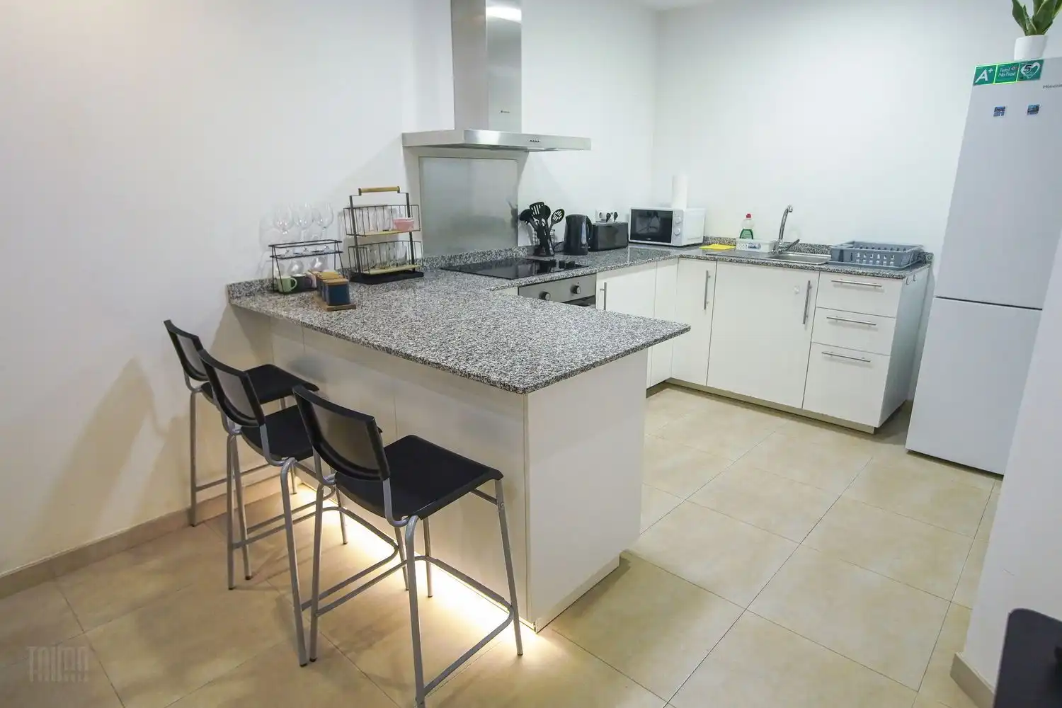 Kitchen of Buildings for sale in Alicante / Alacant
