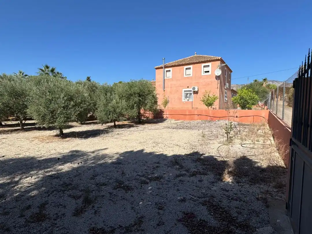 Casa rústica amb piscina en venda a Camino del Canal 19, imagen 2