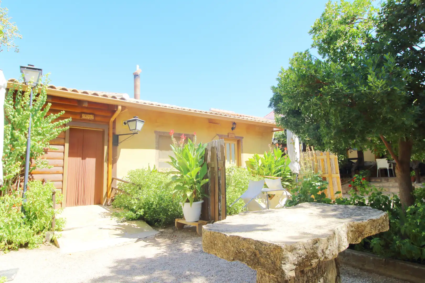 Inmuebles singulares con piscina en venta en Ossa de Montiel, imagen 19