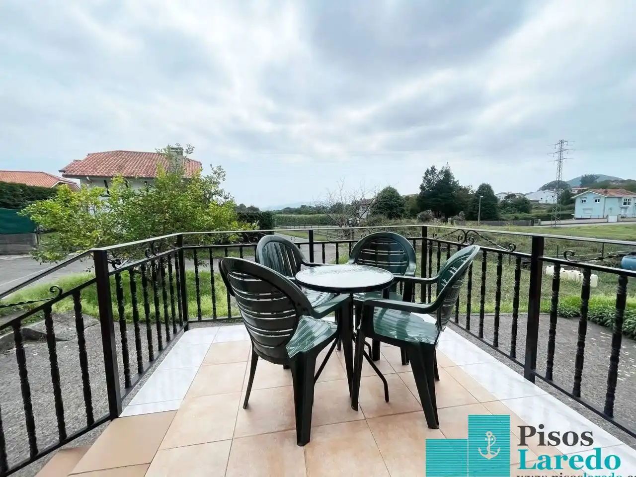 Terrace of Houses for sale in Argoños   with Heating, Private garden and Parquet flooring
