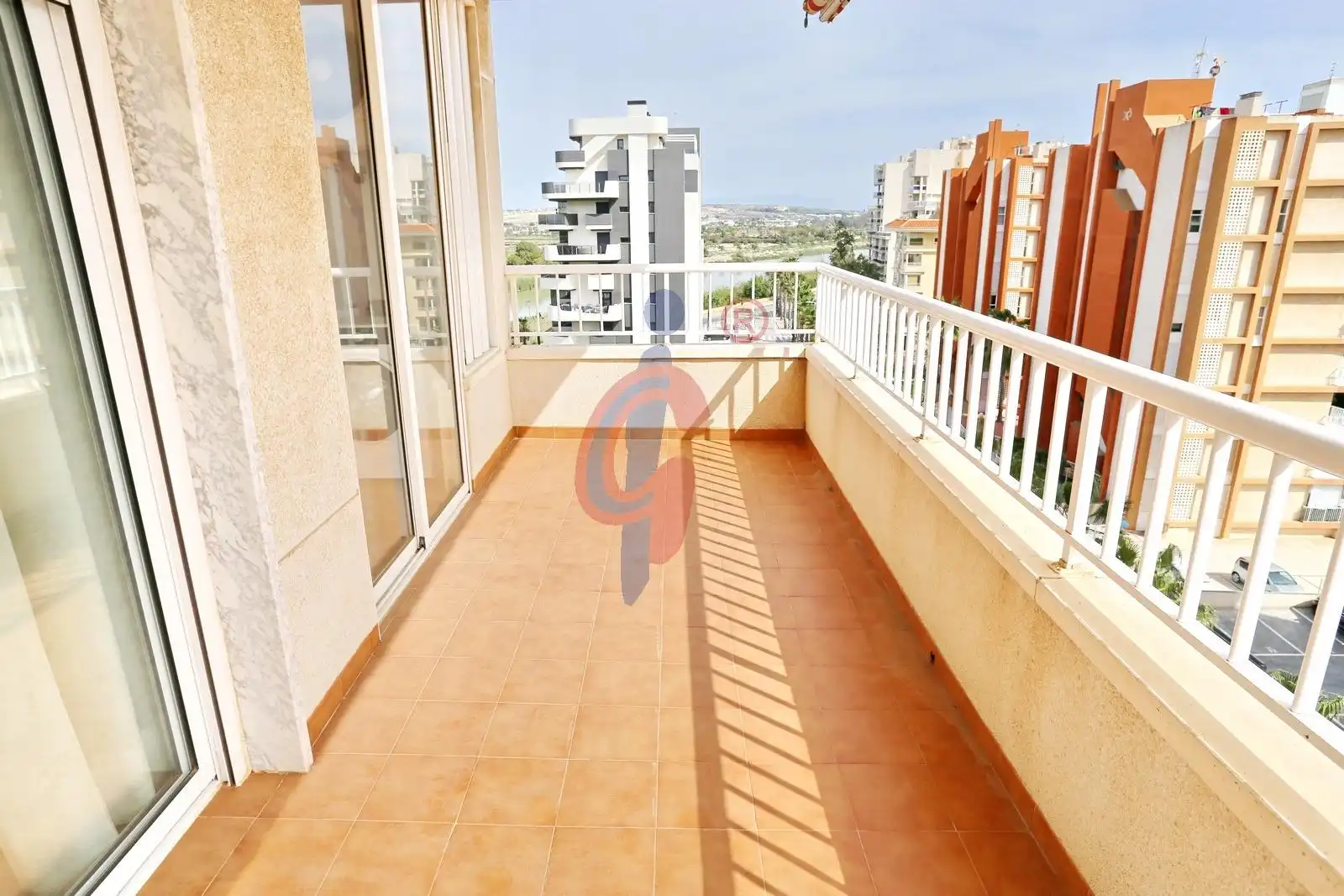 Terraza de Piso en venta en Guardamar del Segura con Aire acondicionado, Calefacción y Terraza