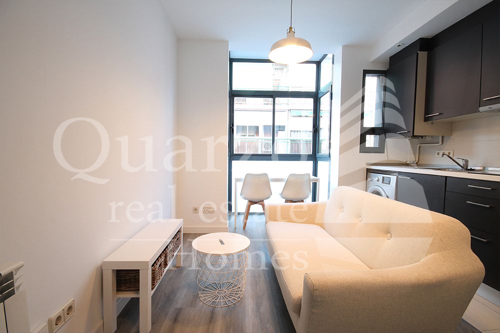 Sala d'estar de Pis en venda en  Madrid Capital amb Aire condicionat, Calefacció i Traster