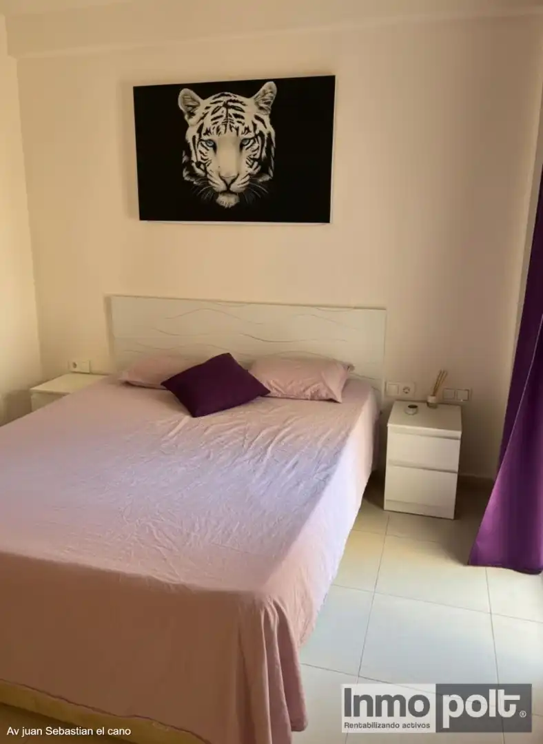 Habitación de Ático de alquiler en Vera con Aire acondicionado, Terraza y Amueblado