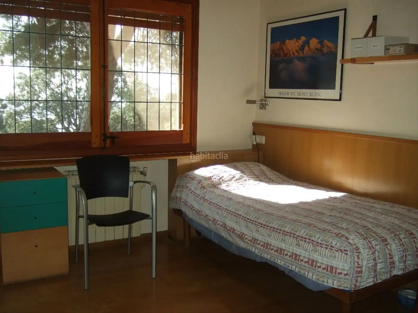Dormitori de Casa o xalet en venda en Mataró amb Calefacció, Jardí privat i Terrassa