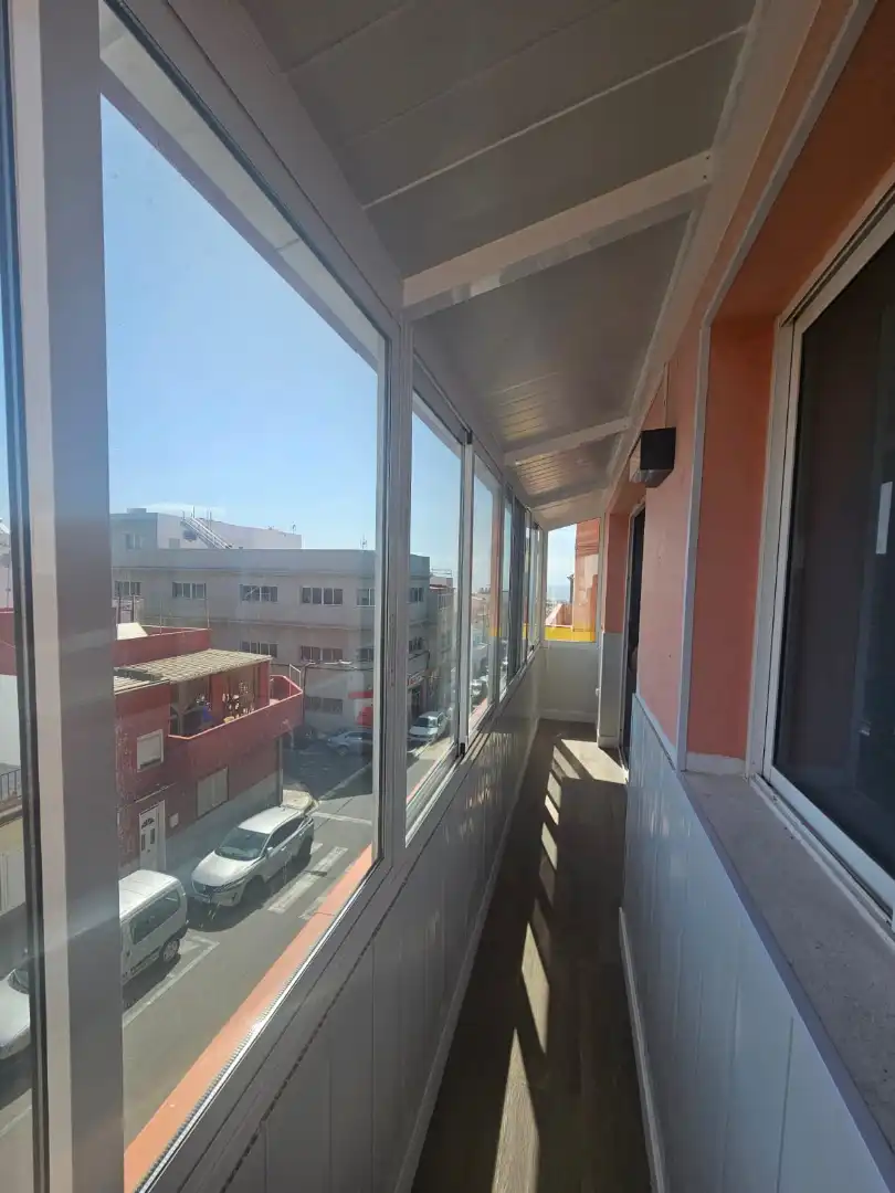Exterior view of Flat for sale in Ingenio  with Parquet flooring, Terrace and Oven