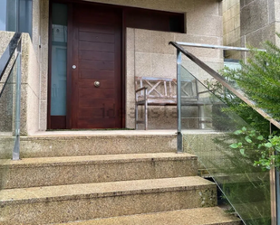 Vista exterior de Casa o xalet de lloguer en Santiago de Compostela  amb Es permeten mascotes