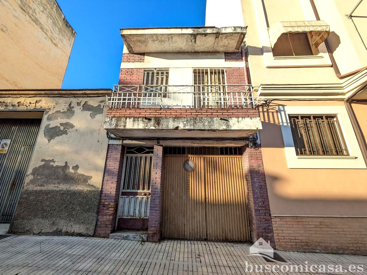 Vista exterior de Casa o xalet en venda en Linares