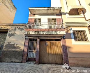 Exterior view of House or chalet for sale in Linares
