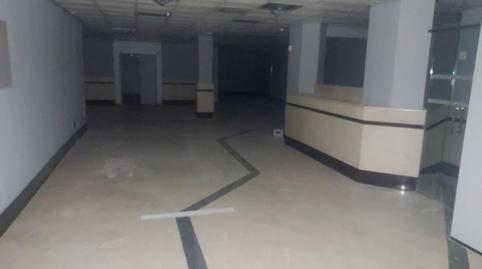 Photo 4 of Premises to rent in  Islas Azores, 3, Tres Olivos - Valverde, Madrid