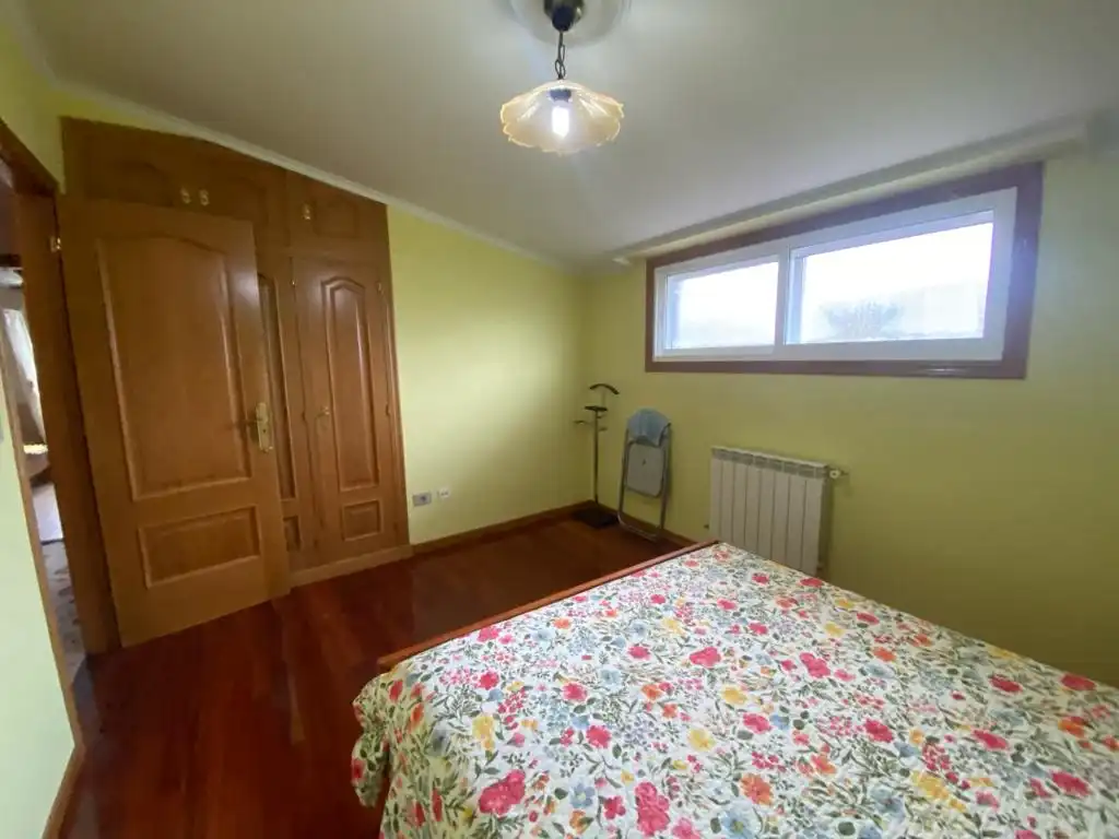 Habitación de Casa o chalet en venta en O Irixo con Calefacción, Jardín privado y Parquet