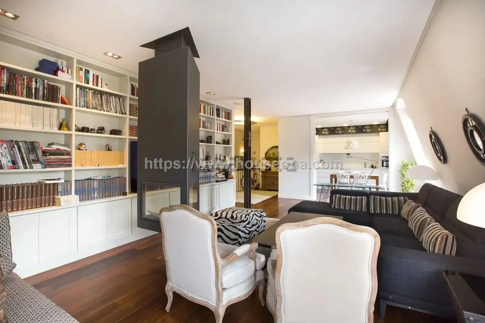 Wohnzimmer von Maisonette zum Verkauf in Bilbao  mit Abstellraum, Möbliert und Balkon