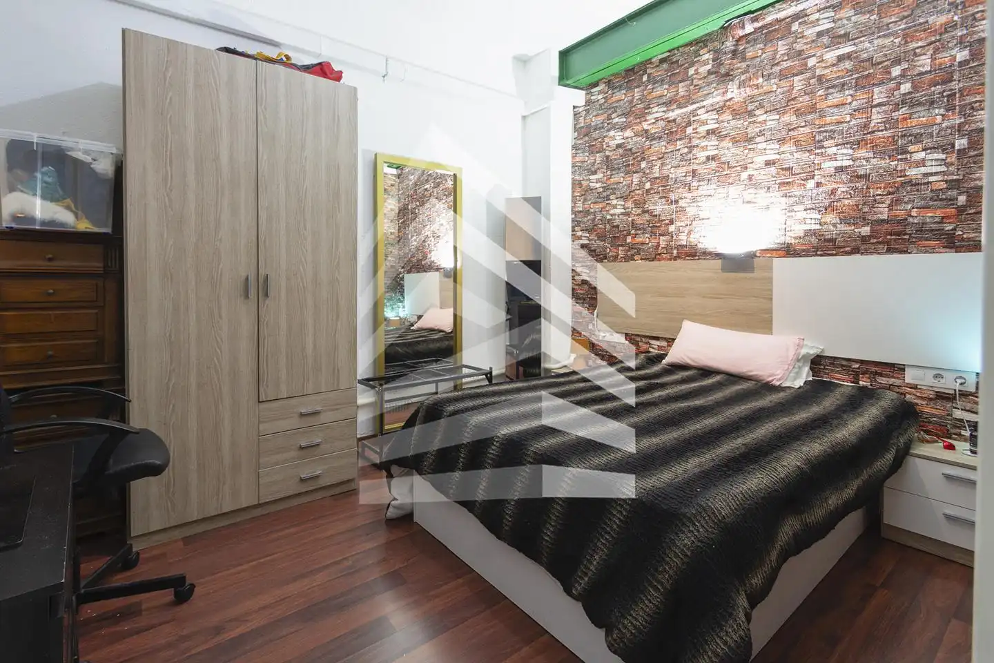 Habitación de Piso en venta en Barcelona con Aire acondicionado, Terraza y Amueblado
