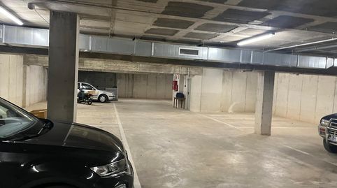Gran plaza de parking con puerta privada en la entrada de Cadaqués, imatge 5