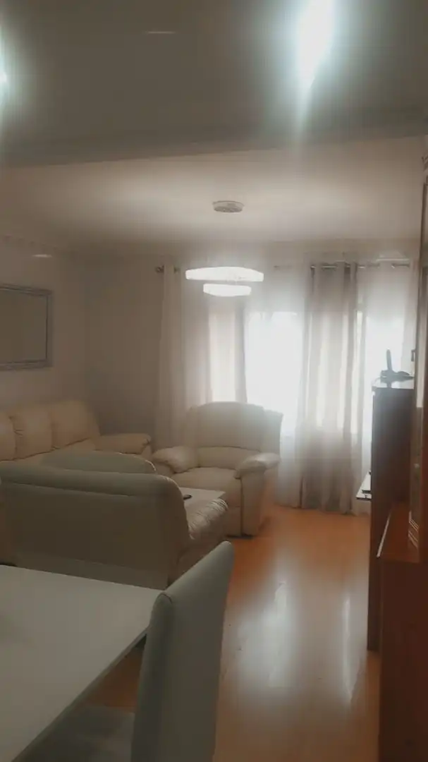 Sala d'estar de Pis en venda en Valladolid amb Calefacció, Traster i Moblat