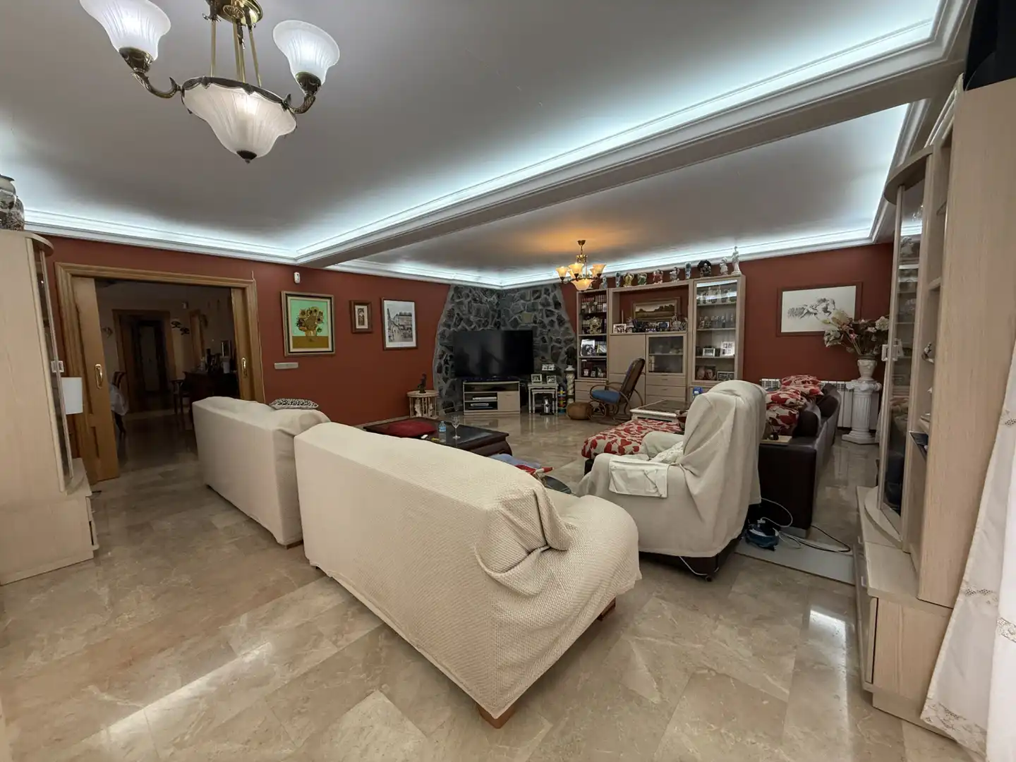 Sala d'estar de Casa o xalet en venda en L'Alfàs del Pi amb Aire condicionat, Calefacció i Jardí privat