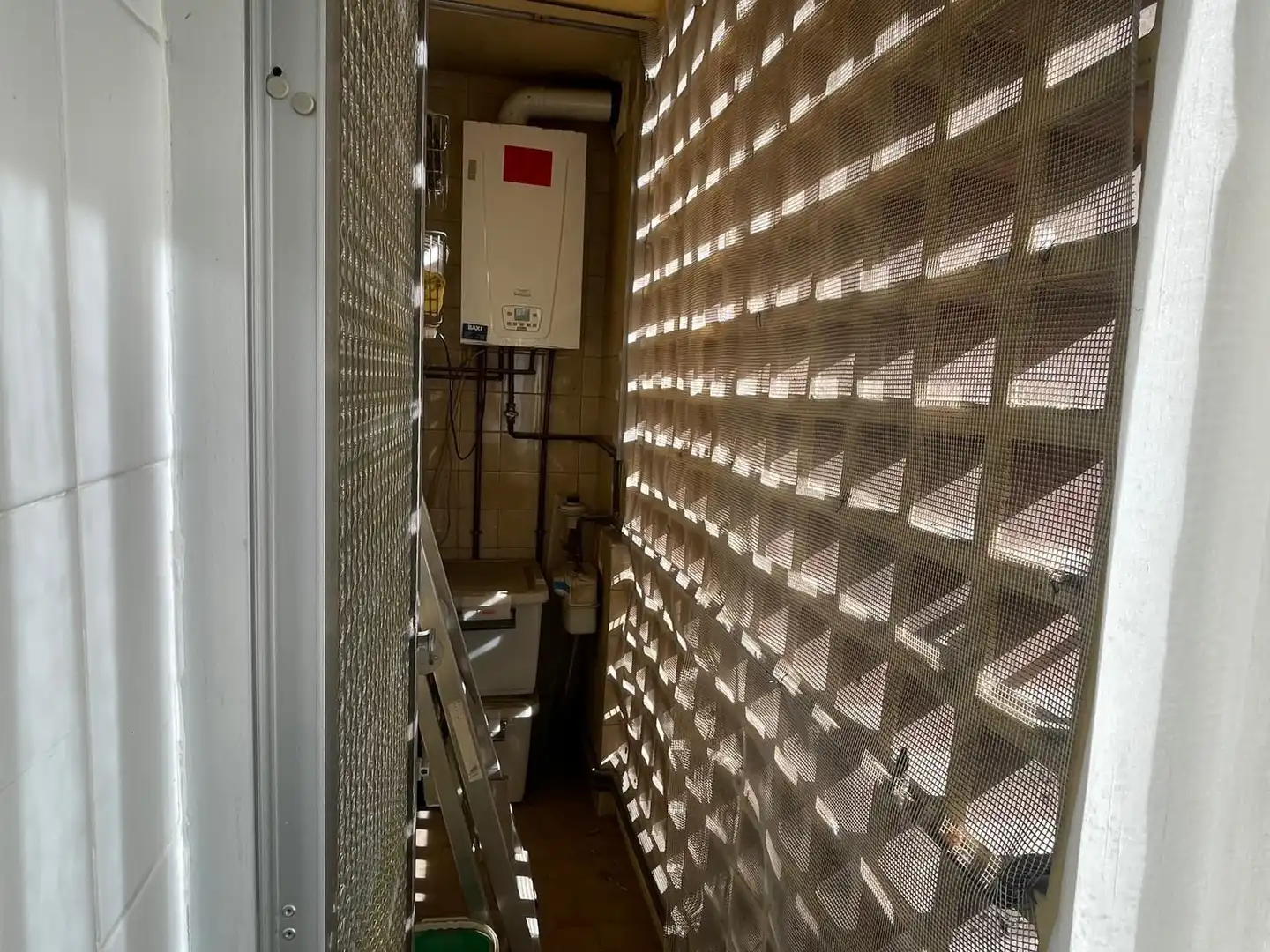 Flat for sale in Madrid  with Air Conditioner and Heating